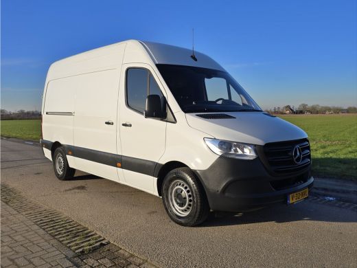 Mercedes-Benz Sprinter 315 1.9 CDI L2 H2 RWD - 150 Pk - Euro 6 - ParkeerCamera - MBUX - Airco - Cruise Control ActivLease financial lease