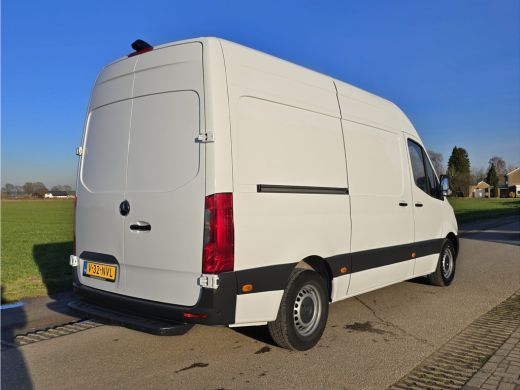 Mercedes-Benz Sprinter 315 1.9 CDI L2 H2 RWD - 150 Pk - Euro 6 - ParkeerCamera - MBUX - Airco - Cruise Control ActivLease financial lease