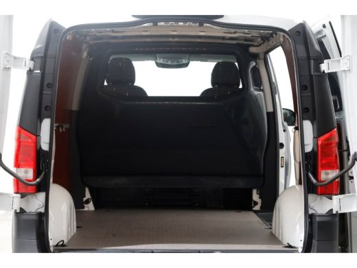 Mercedes-Benz Vito 116 CDI 163pk 9G Tronic Automaat 4X4 ZG2 L1H1 LED 04-2022 ActivLease financial lease