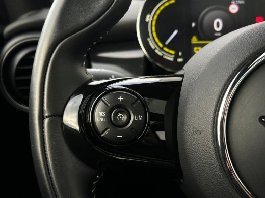 Mini Electric Mini Classic 33 kWh NL-AUTO | PANODAK | LEDER ActivLease financial lease