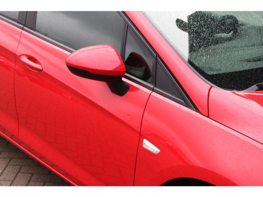 Opel Astra 1.2 Edition Nieuwe motor | PDC | LM Velgen | Camera ActivLease financial lease