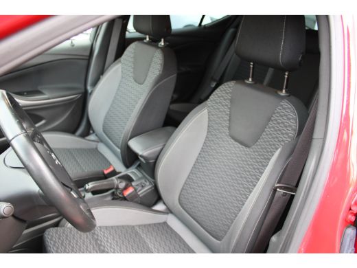 Opel Astra 1.2 Edition Nieuwe motor | PDC | LM Velgen | Camera ActivLease financial lease