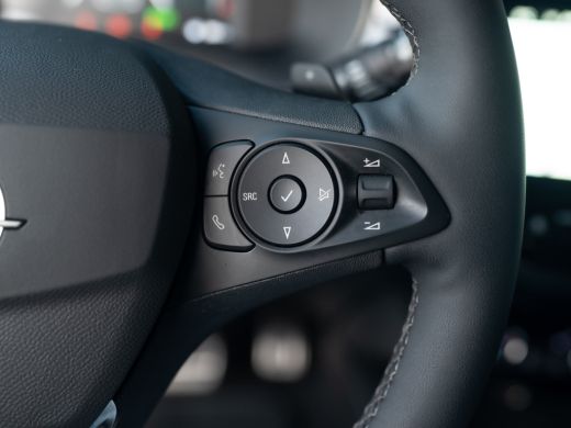 Opel Corsa 1.2 Turbo Hybrid GS | Keyless | Navi | Stoel & Stuur Verw. | Prijs Rijklaar!! ActivLease financial lease