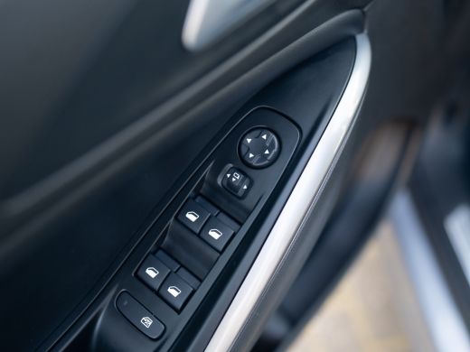 Opel Grandland 1.6 Turbo Plug-In Hybrid GS Line | Matirx LED | 360 Camera | Stoel & Stuur verw. | Prijs Rijklaar!! ActivLease financial lease