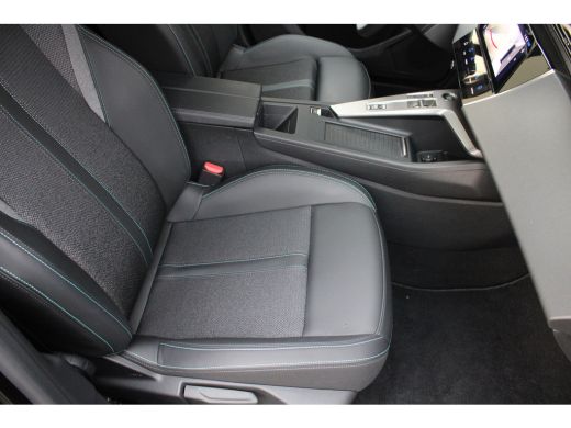 Peugeot 308 1.6 Plug-in Hybrid 180 Allure Avantage | Automaat | Navigatie | Camera | Trekhaak | 1.500kg Trekg... ActivLease financial lease