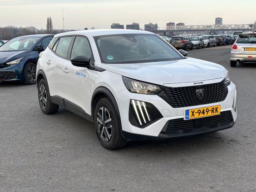 Peugeot e-2008 EV Active 54 kWh 54KWH! | Camera | All-Season banden | Navigatie | Carplay | Cruise | Climate | L... ActivLease financial lease