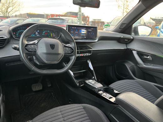 Peugeot e-2008 EV Active 54 kWh 54KWH! | Camera | All-Season banden | Navigatie | Carplay | Cruise | Climate | L... ActivLease financial lease