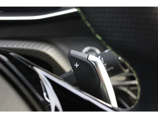 Peugeot e-208 EV GT 50 kWh | Fase 3 laden | Nieuw model | BTW | Navigatie | Camera voor + achter | ActivLease financial lease