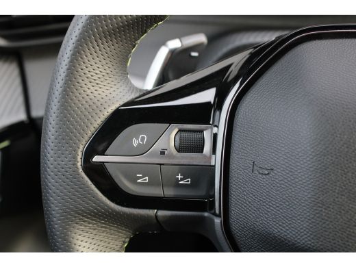 Peugeot e-208 EV GT 50 kWh | Fase 3 laden | Nieuw model | BTW | Navigatie | Camera voor + achter | ActivLease financial lease