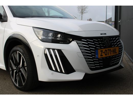 Peugeot e-208 EV GT 50 kWh | Fase 3 laden | Nieuw model | BTW | Navigatie | Camera voor + achter | ActivLease financial lease