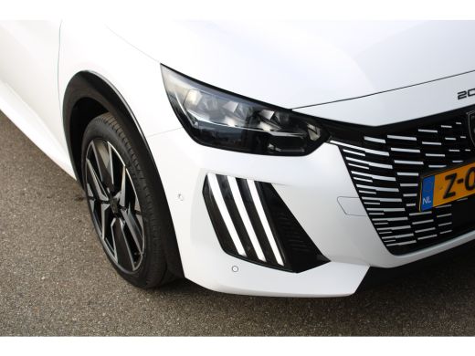 Peugeot e-208 EV GT 50 kWh | Fase 3 laden | Nieuw model | BTW | Navigatie | Camera voor + achter | ActivLease financial lease
