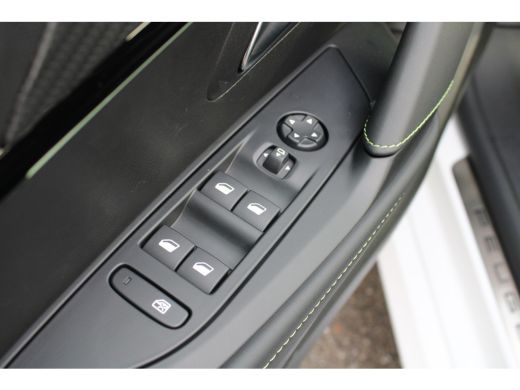 Peugeot e-208 EV GT 50 kWh | Fase 3 laden | Nieuw model | BTW | Navigatie | Camera voor + achter | ActivLease financial lease