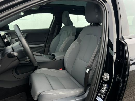 Polestar 2 Long Range Dual Motor Launch Edition 78kWh PANODAK | 19 INCH | CAMERA ActivLease financial lease