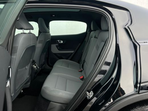 Polestar 2 Long Range Dual Motor Launch Edition 78kWh PANODAK | 19 INCH | CAMERA ActivLease financial lease