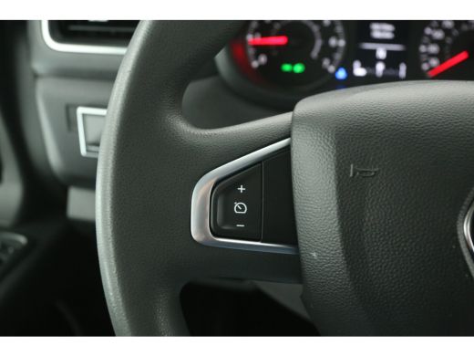 Renault Master 2.3 dCi L3H2 | Automaat | Airco | Cruise | Camera | 3 Zits | 2xSchuifdeur | Trekh. | Carplay | Pa... ActivLease financial lease