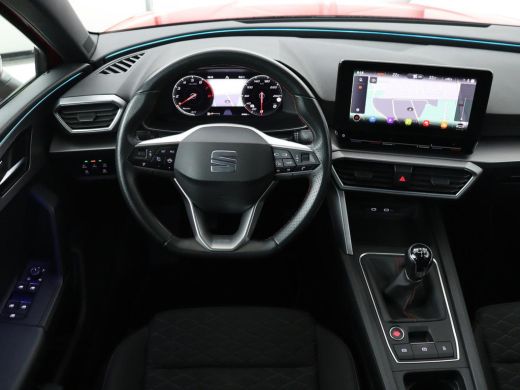 Seat Leon 1.5 TSI FR Launch Edition | Trekhaak | Adaptive cruise | Carplay | Navigatie | Sfeerverlichting |... ActivLease financial lease