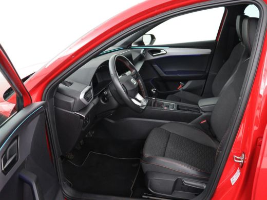 Seat Leon 1.5 TSI FR Launch Edition | Trekhaak | Adaptive cruise | Carplay | Navigatie | Sfeerverlichting |... ActivLease financial lease