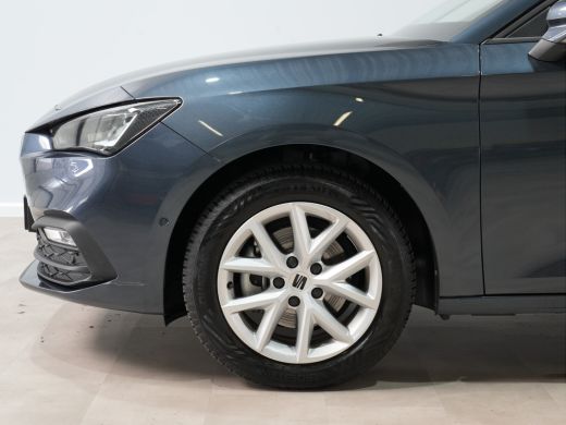 Seat Leon Sportstourer 1.5 eTSI 150pk DSG Style Business Intense Navigatie Camera Clima Acc ps, Joep klant ... ActivLease financial lease