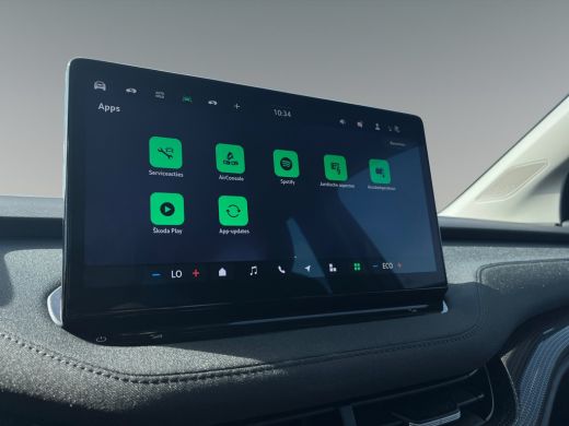 Skoda Elroq Limited 50 Edition | Trekhaak | Adaptive Cruise Control | Achteruitrijcamera | Draadloze Apple Ca... ActivLease financial lease