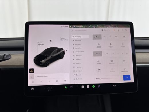 Tesla Model Y Long Range AWD 75 kWh Black-Line [ 3-Fase-11kW ] {SOH-82%} (INCL-BTW) Aut. *PANO | AUTO-PILOT | L... ActivLease financial lease