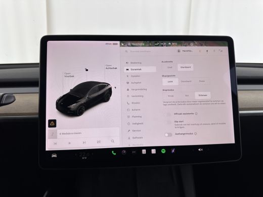 Tesla Model Y Long Range AWD 75 kWh Black-Line [ 3-Fase-11kW ] {SOH-82%} (INCL-BTW) Aut. *PANO | AUTO-PILOT | L... ActivLease financial lease