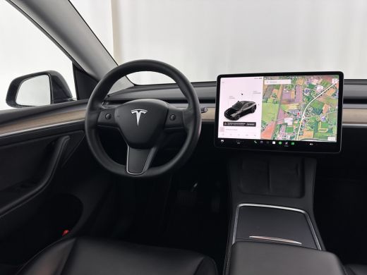 Tesla Model Y Long Range AWD 75 kWh Black-Line [ 3-Fase-11kW ] {SOH-82%} (INCL-BTW) Aut. *PANO | AUTO-PILOT | L... ActivLease financial lease
