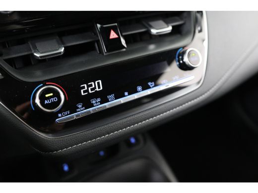 Toyota Corolla Touring Sports 1.8 Hybrid Business Plus | Trekhaak | Cruise Adaptieve | Navigatie | Climate control | Stoelverwa... ActivLease financial lease