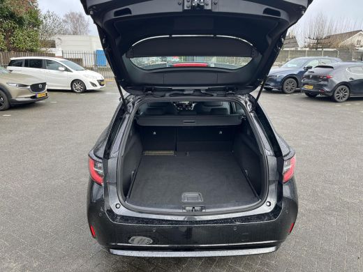 Toyota Corolla Touring Sports 1.8 Hybrid First Edition | Navigatie | Apple CarPlay/Android auto | Achteruitrijcamera ActivLease financial lease