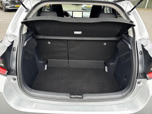 Toyota Yaris 1.5 Hybrid 115 Dynamic | Apple CarPlay/Android auto | Achteruitrijcamera | Comfort pack | Parkeer... ActivLease financial lease