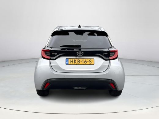 Toyota Yaris 1.5 Hybrid 115 Dynamic | Apple CarPlay/Android auto | Achteruitrijcamera | Comfort pack | Parkeer... ActivLease financial lease