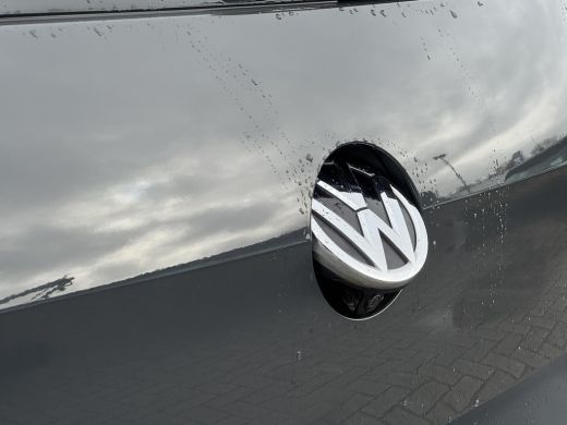 Volkswagen e-Golf E-DITION NL-AUTO | DIGI DASH | NAVI | CAMERA ActivLease financial lease