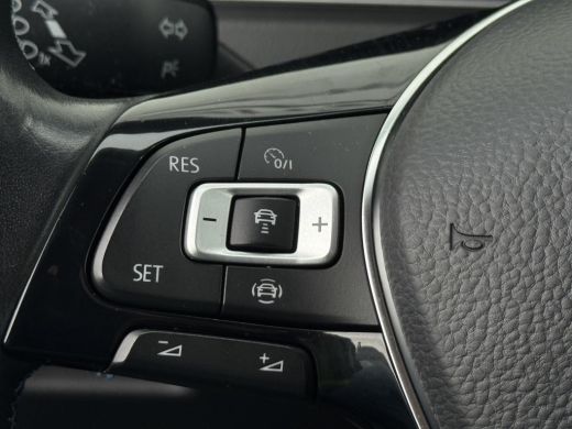 Volkswagen e-Golf E-DITION NL-AUTO | DIGI DASH | NAVI | CAMERA ActivLease financial lease