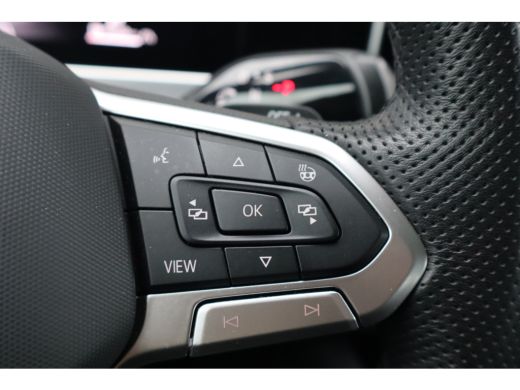 Volkswagen Passat Variant 1.5 eTSI R-Line Business | Achteruitrijcamera | Hill hold functie | Keyless entry ActivLease financial lease