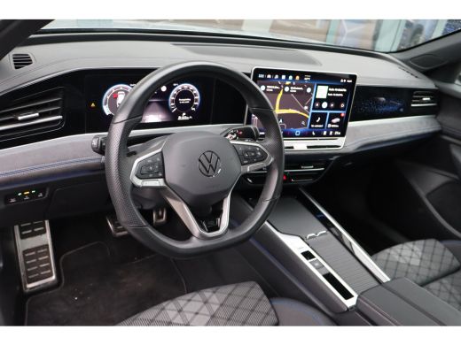 Volkswagen Passat Variant 1.5 eTSI R-Line Business | Achteruitrijcamera | Hill hold functie | Keyless entry ActivLease financial lease