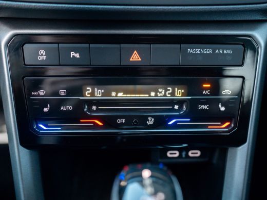 Volkswagen T-Cross 1.0 TSI 110Pk Style | Camera | LED | Stoelverw. | Navi | Prijs Rijklaar!! ActivLease financial lease