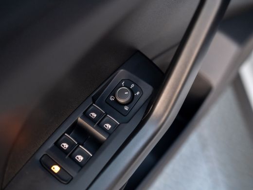 Volkswagen T-Cross 1.0 TSI 110Pk Style | Camera | LED | Stoelverw. | Navi | Prijs Rijklaar!! ActivLease financial lease