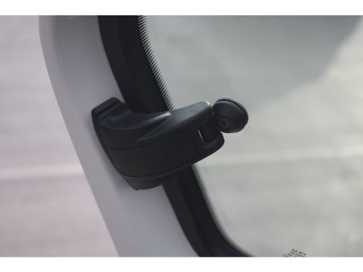 Volkswagen up! 1.0 MPI 60PK Move | NAVI VIA APP | AIRCO | DAB+ | LED | START/STOP ActivLease financial lease