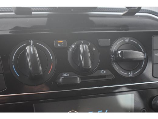 Volkswagen up! 1.0 MPI 60PK Move | NAVI VIA APP | AIRCO | DAB+ | LED | START/STOP ActivLease financial lease