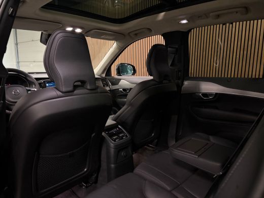 Volvo  XC90 T8 AWD Recharge Ultra Dark | Trekhaak | Head-Up Display | Harman Kardon | 455pk | Adaptieve Cruis... ActivLease financial lease