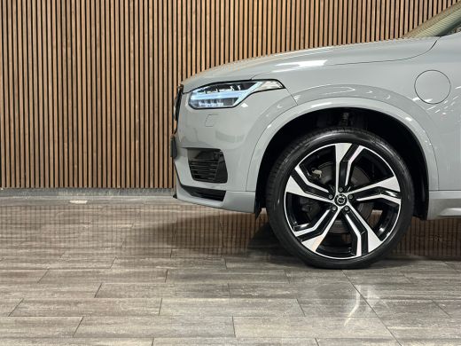 Volvo  XC90 T8 AWD Recharge Ultra Dark | Trekhaak | Head-Up Display | Harman Kardon | 455pk | Adaptieve Cruis... ActivLease financial lease