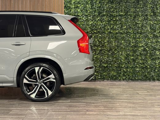 Volvo  XC90 T8 AWD Recharge Ultra Dark | Trekhaak | Head-Up Display | Harman Kardon | 455pk | Adaptieve Cruis... ActivLease financial lease