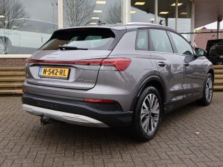 Audi Q4 e-tron 40 LAUNCH EDITION ADVANCED 77KWH + WEGKL. TREKHAAK | SPORTSTOELEN | ADAPTIVE CRUISE | CARPLAY | S...
