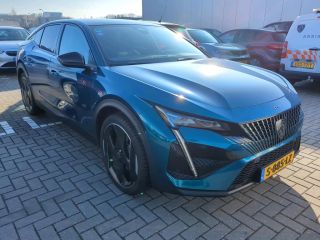 Peugeot 408 1.6 HYbrid GT 225 EAT8 First Edition | Automaat | Navigatie | Camera | Alcantara | 20 Inch lichtm...