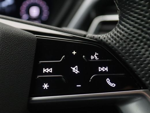 Audi Q4 e-tron 40 S edition 77 kWh 204PK Aut. SOH 96%, Warmtepomp, Dynamic Chassis, Adaptieve Cruise Controle, M... ActivLease financial lease