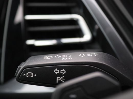 Audi Q4 e-tron 40 S edition 77 kWh 204PK Aut. SOH 96%, Warmtepomp, Dynamic Chassis, Adaptieve Cruise Controle, M... ActivLease financial lease