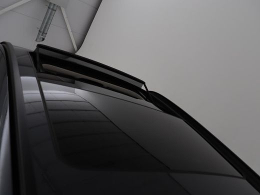 BMW 3 Serie 320e Business Edition Plus | Panoramadak | Adaptive cruise | Leder | Sportstoelen | Stoelverwarmi... ActivLease financial lease