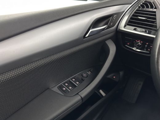 BMW X3 xDrive30e [Plug-In] (INCL-BTW) *PANO | FULL-LED | COMFORTSEATS | PRIVACYGLASS | ECC | PDC | CRUIS... ActivLease financial lease