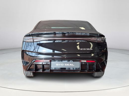 BYD SEAL Business RWD 61.4 kWh | Chinees Nieuwjaarsactie &euro;4.000 Euro Voordeel | WLTP 460 KM Actieradius | ActivLease financial lease