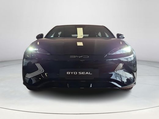 BYD SEAL Business RWD 61.4 kWh | Chinees Nieuwjaarsactie &euro;4.000 Euro Voordeel | WLTP 460 KM Actieradius | ActivLease financial lease