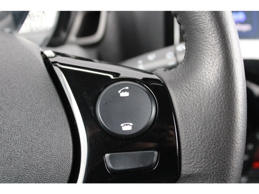 Citroën C1 1.0 VTi Shine | Navi by app | Camera | Climate control | Apple carplay | Lichtmetaal | 32.000km | ActivLease financial lease